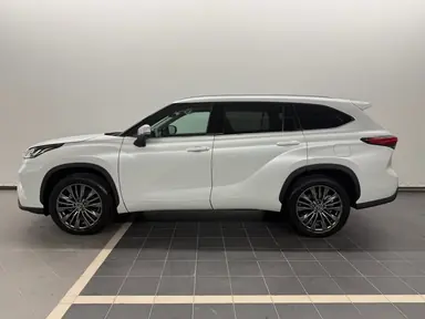 Купить Toyota Highlander, IV (XU70) Белый 2.0 AT (248 л.с.) 4WD от 5299000 ₽. в Самаре