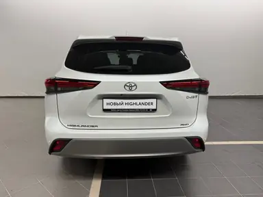 Купить Toyota Highlander, IV (XU70) Белый 2.0 AT (248 л.с.) 4WD от 5299000 ₽. в Самаре