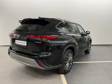 Купить Toyota Highlander, IV (XU70) Черный 2.0 AT (248 л.с.) 4WD от 5299000 ₽. в Самаре