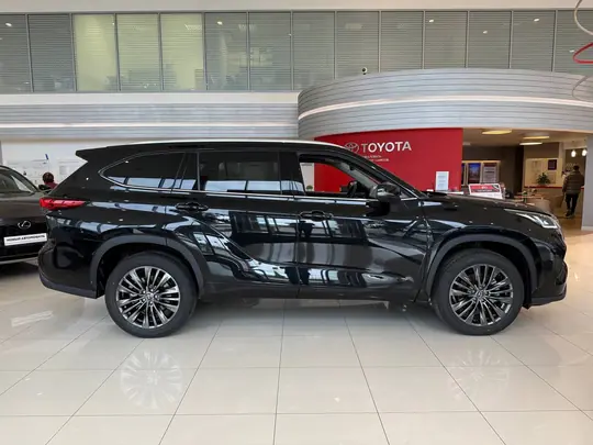 Highlander, IV (XU70)